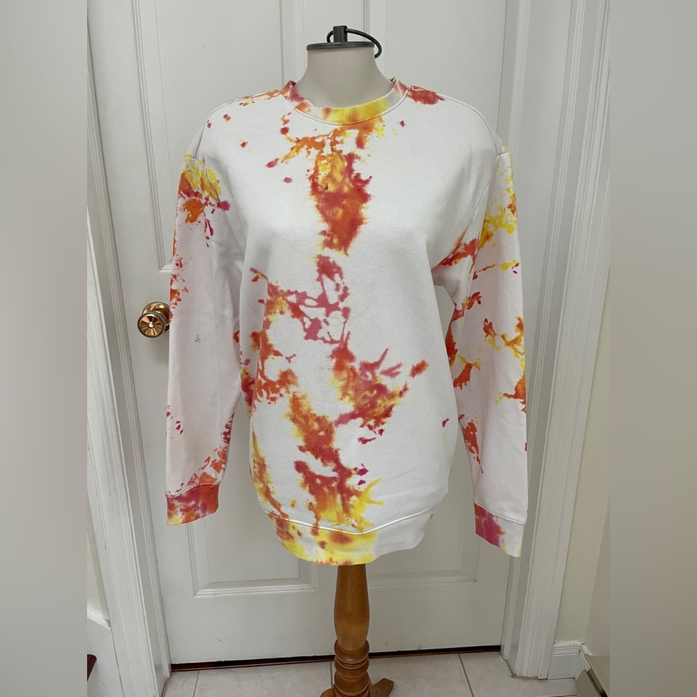 H&M White Tie-Dye Sweatshirt ladies medium